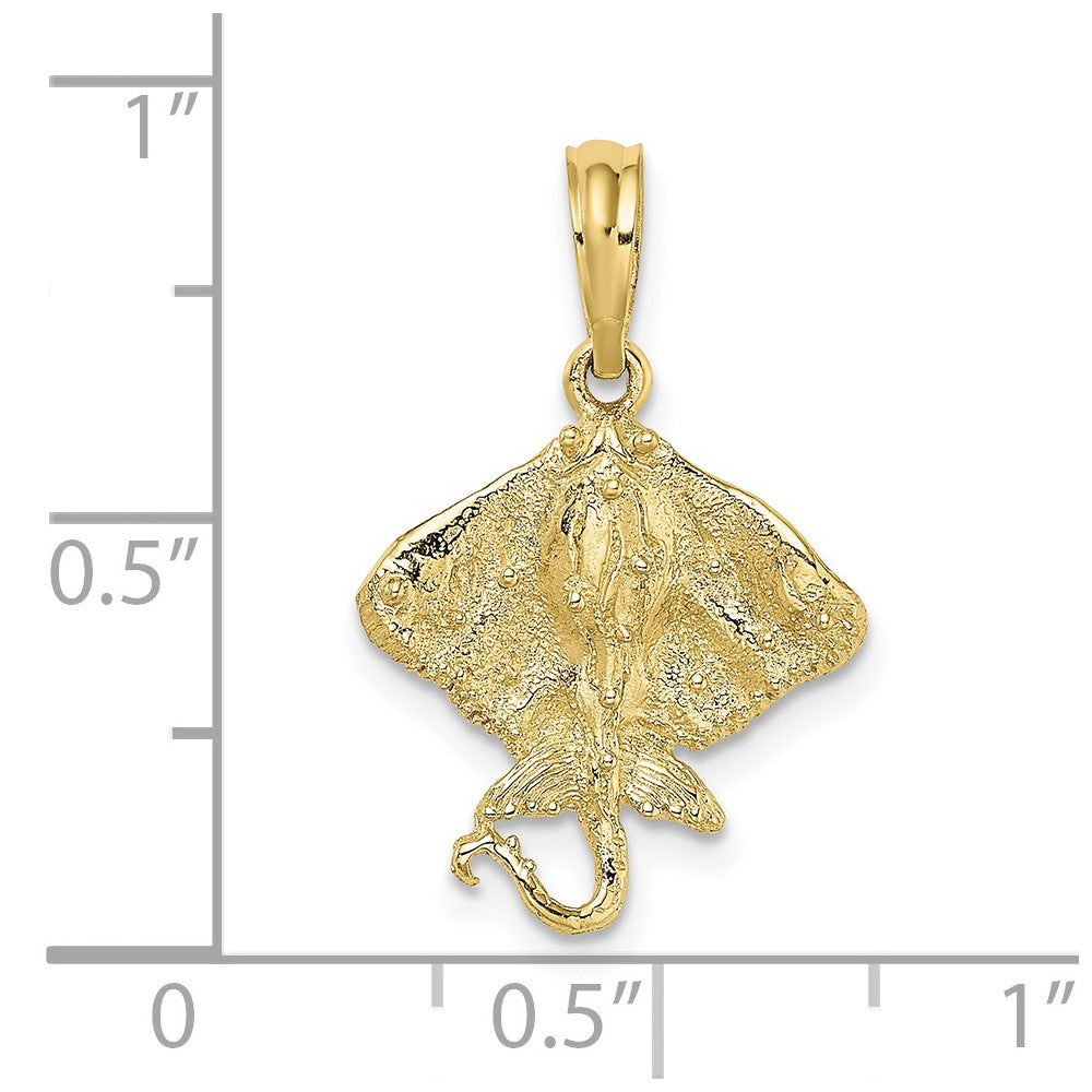 10K 2-D Stingray Charm