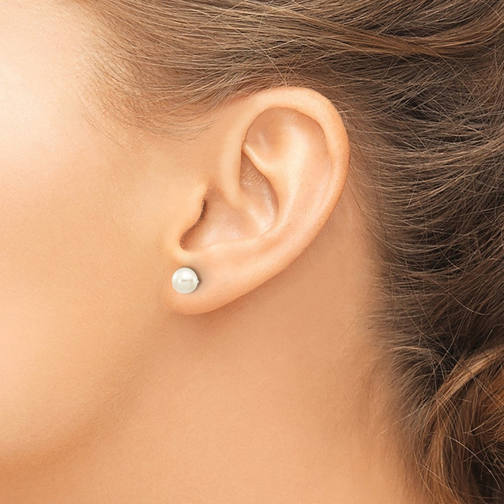10k White Gold 5-6mm White Round FW Cultured Pearl Stud Post Earrings