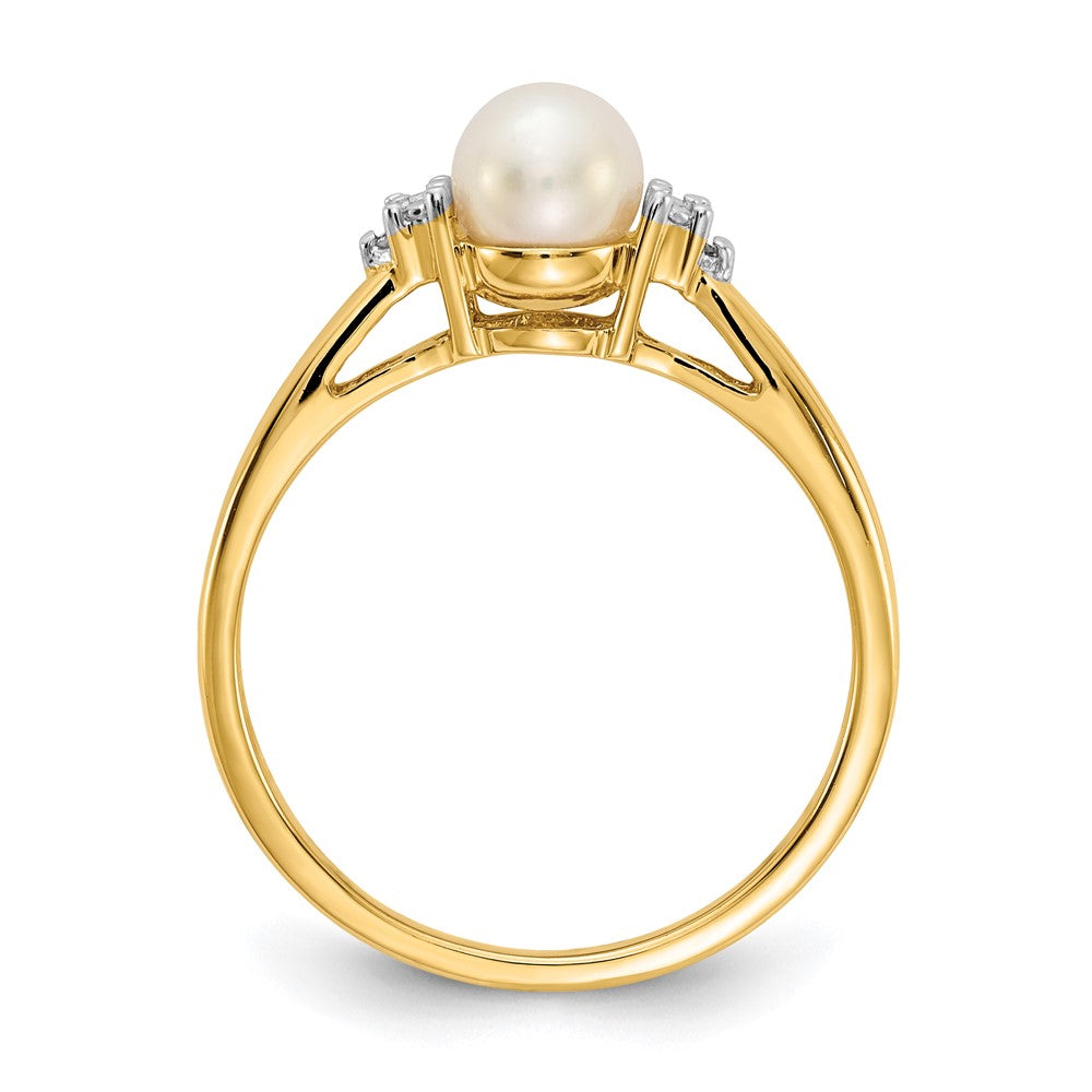 10K Diamond and FW Cultured Pearl Ring