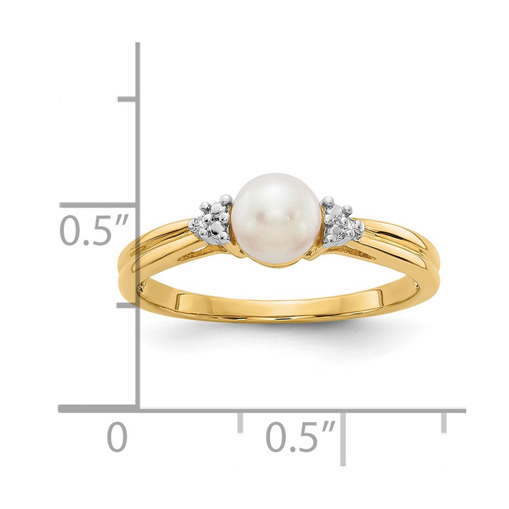 10K Diamond and FW Cultured Pearl Ring