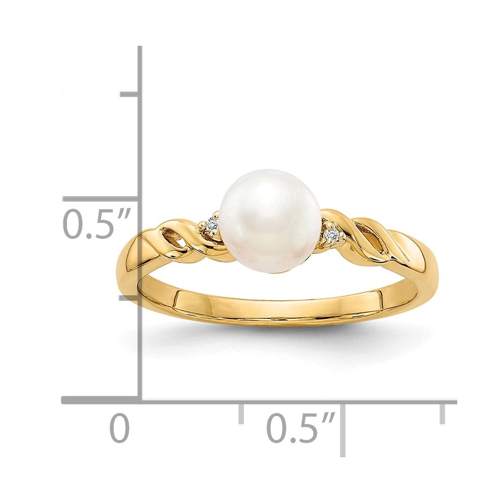 10k FW Cultured Pearl and Diamond Twist Ring
