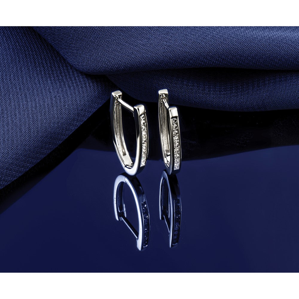 14k White Gold Diamond Oval Hinged Hoop Earrings