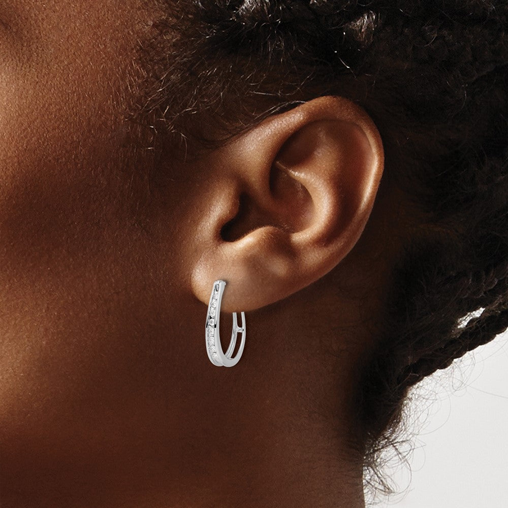 14k White Gold Diamond Oval Hinged Hoop Earrings