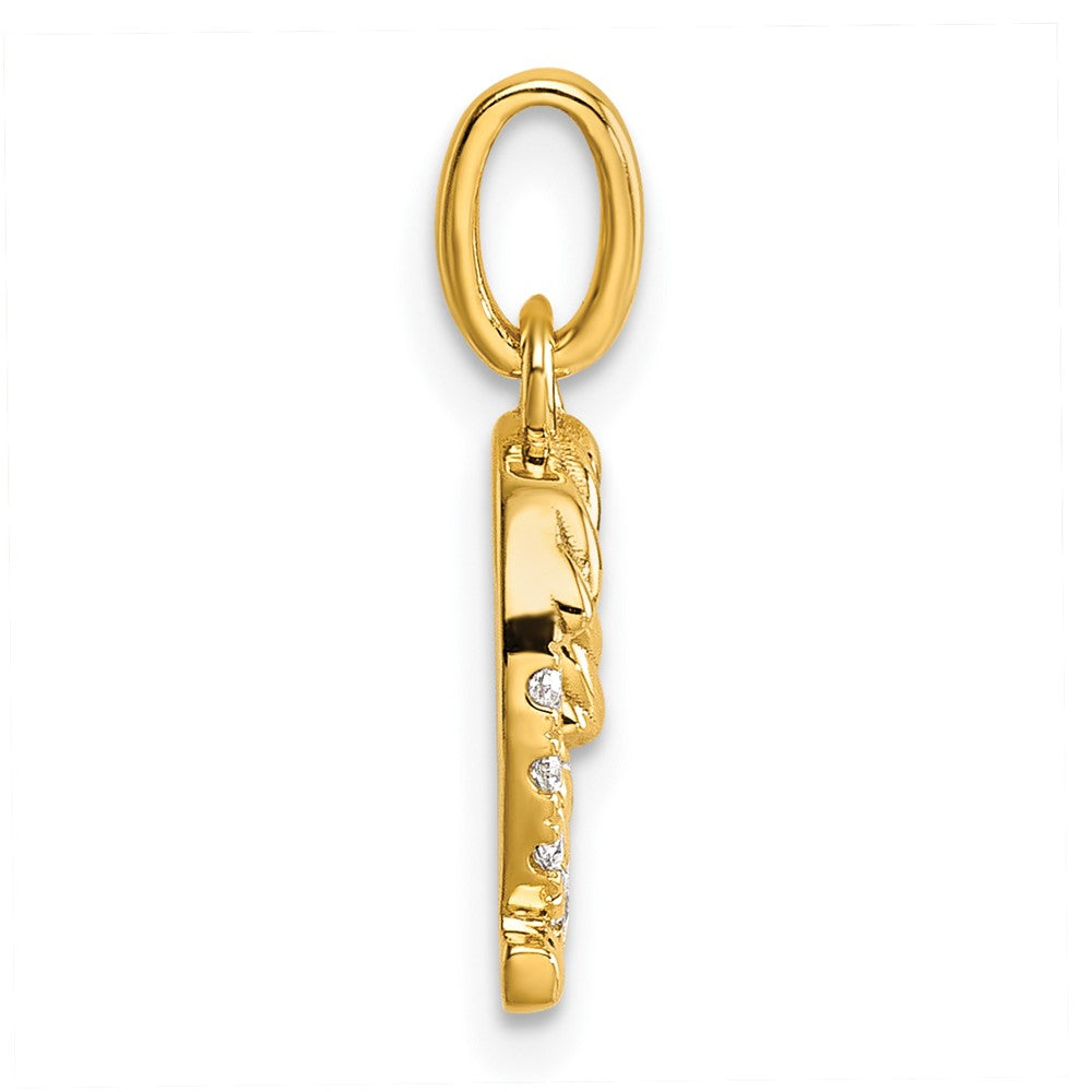 14k Twisted .07 ct. Diamond Initial Q Charm