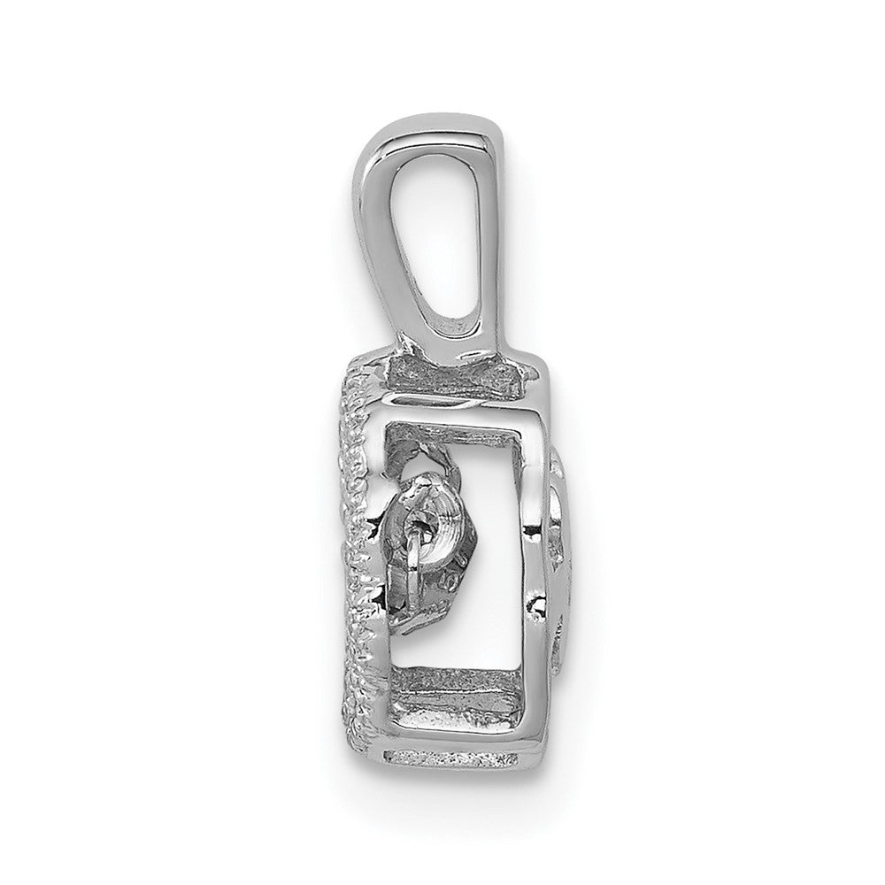 14k White Gold 1/10ct. Vibrant Moving Diamond Pendant