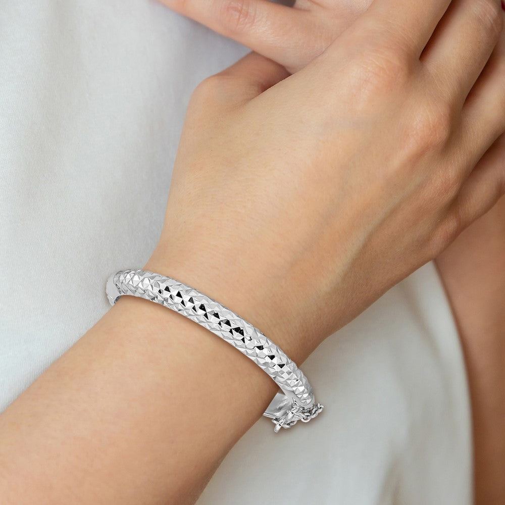 SS RH-plated Polished & D/C 5.5mm w/ Safety Hinged Children's Bangle