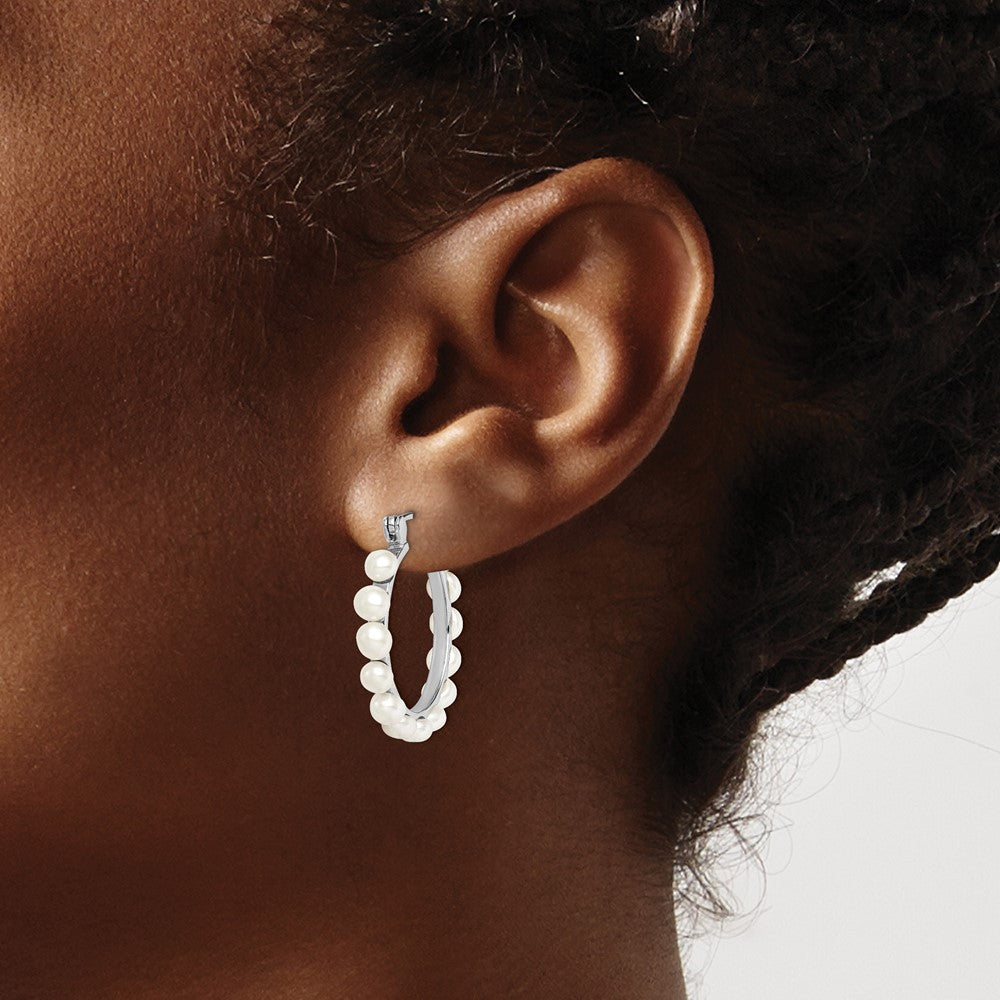 Sterling Silver Rhodium-plated 4-5mm White FWC Pearl Hoops