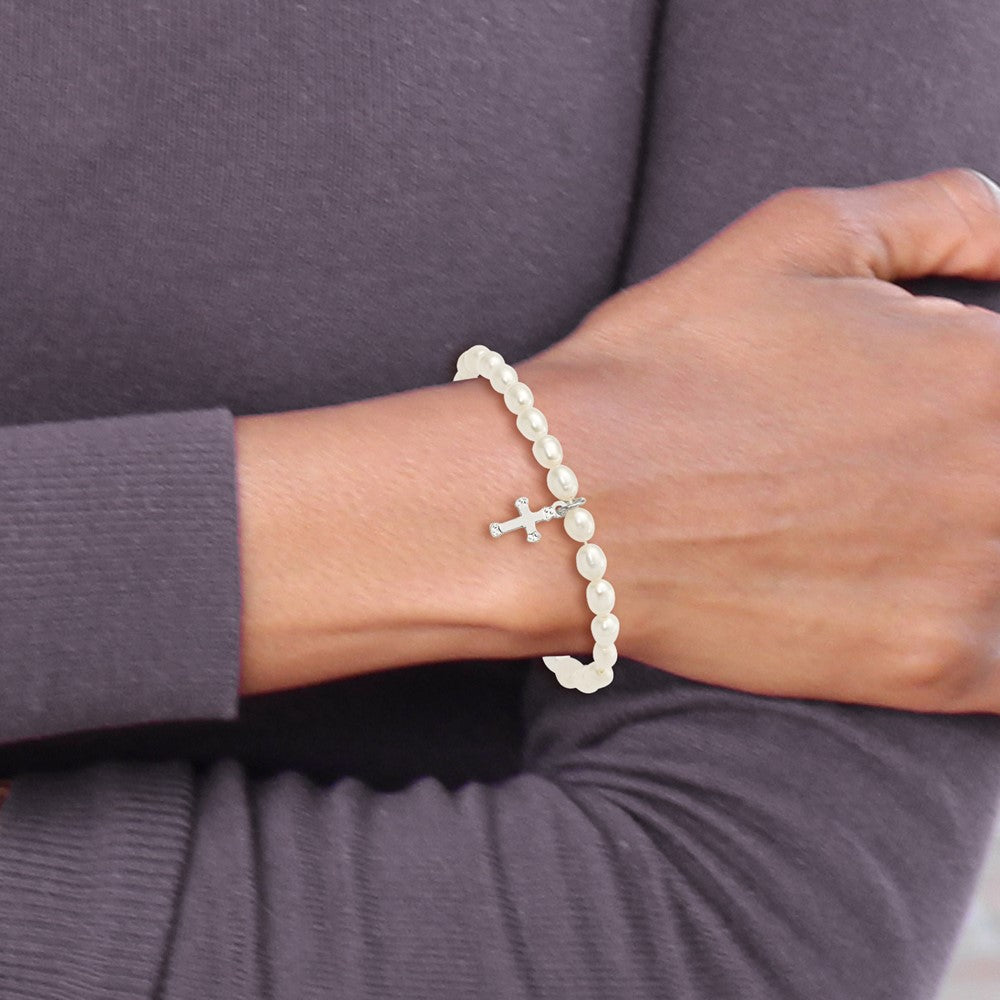 Sterling Silver Cross and Polished FWC Pearl 45mm Stretch Bracelet