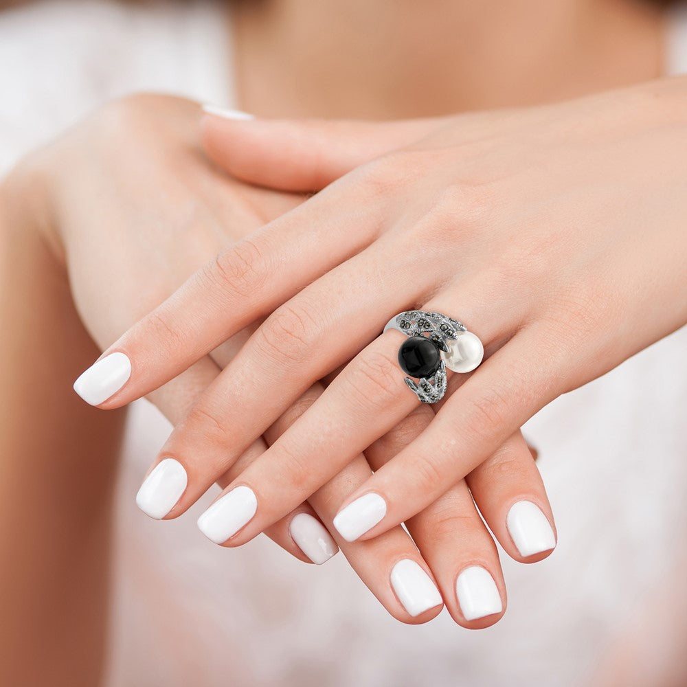 Sterling Silver RH Marcasite Black and White Plastic Imitation Pearl Ring