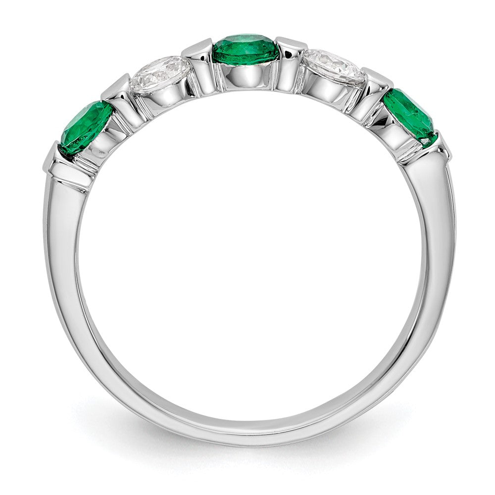 14k White Gold Diamond w/Emerald Band