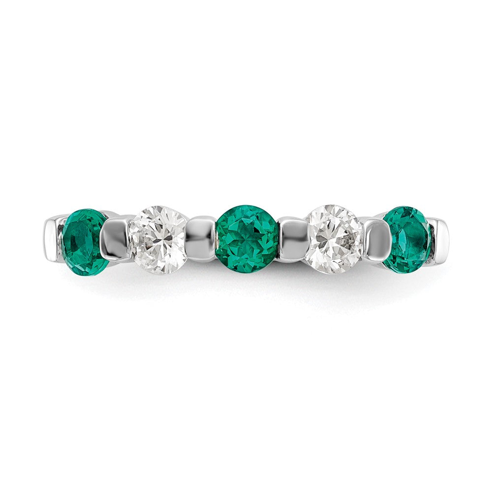 14k White Gold Diamond w/Emerald Band