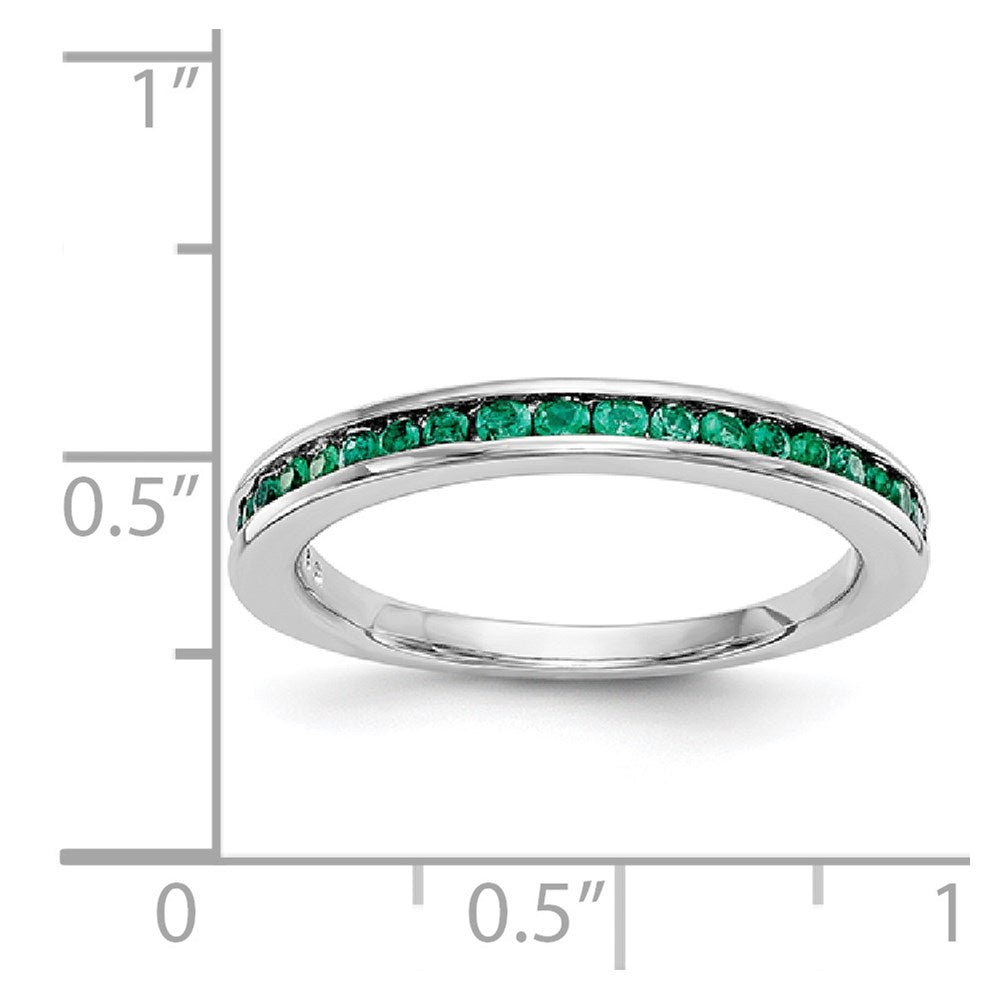 14k White Gold Emerald Band