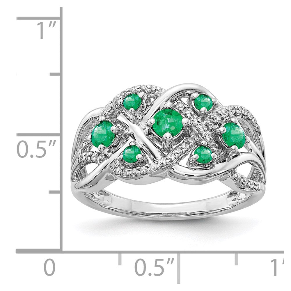14k White Gold Diamond and Emerald Fancy Ring