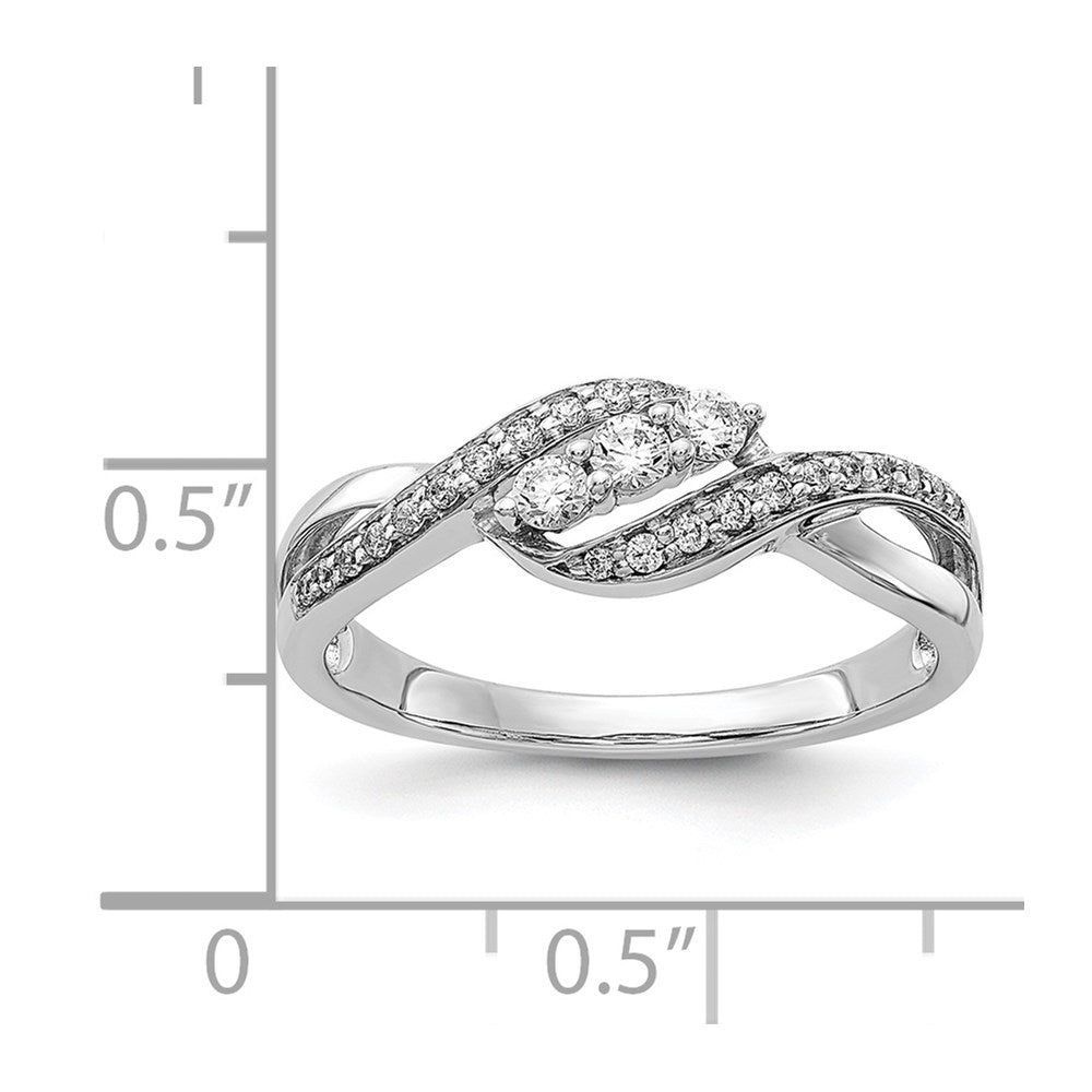 14k White Gold Diamond Fashion Ring