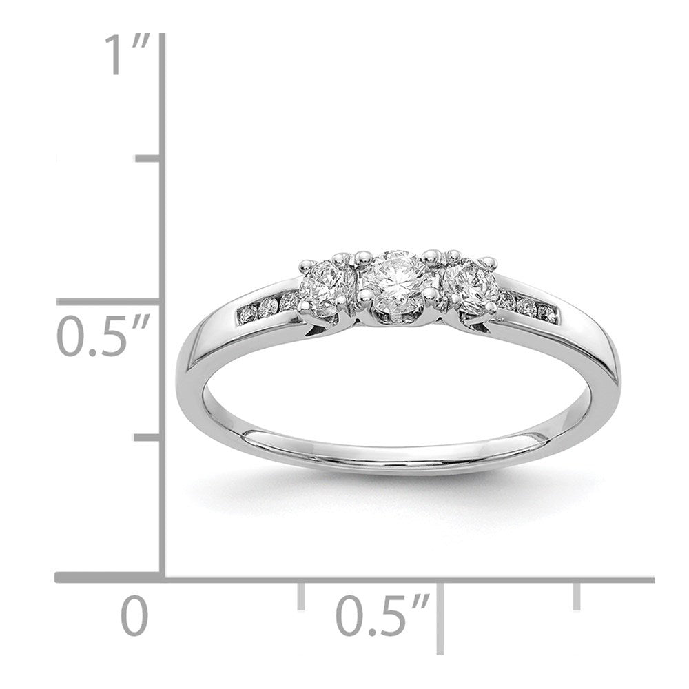 14k White Gold Diamond Ring