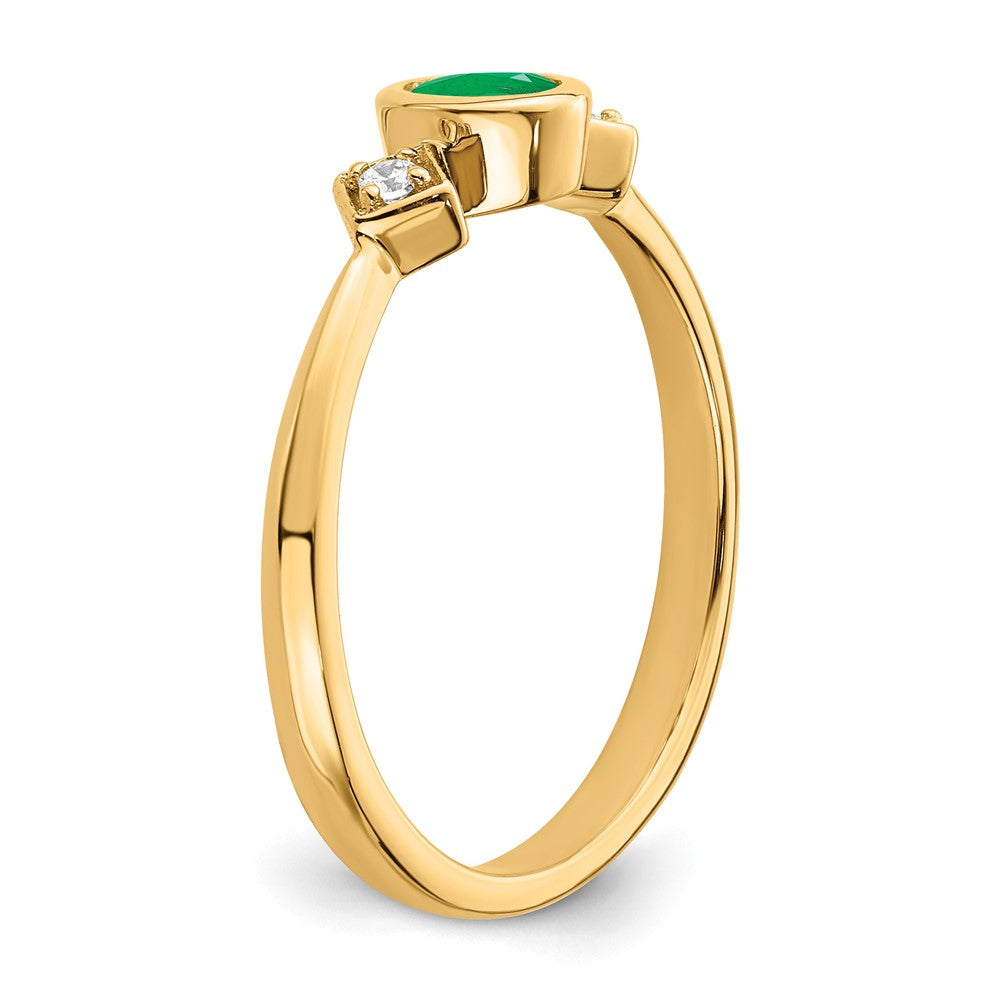 14k Oval Bezel Emerald and Diamond Ring