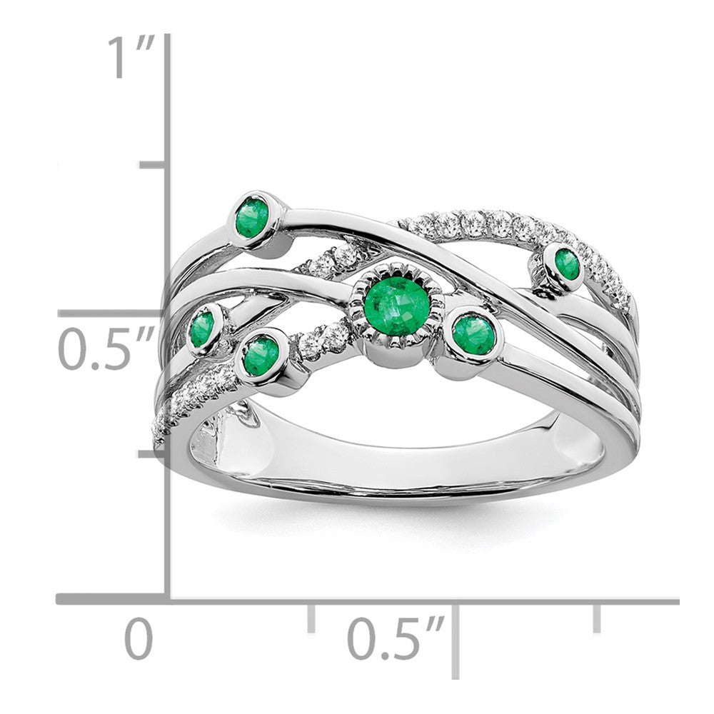 14k White Gold Emerald and Diamond Ring