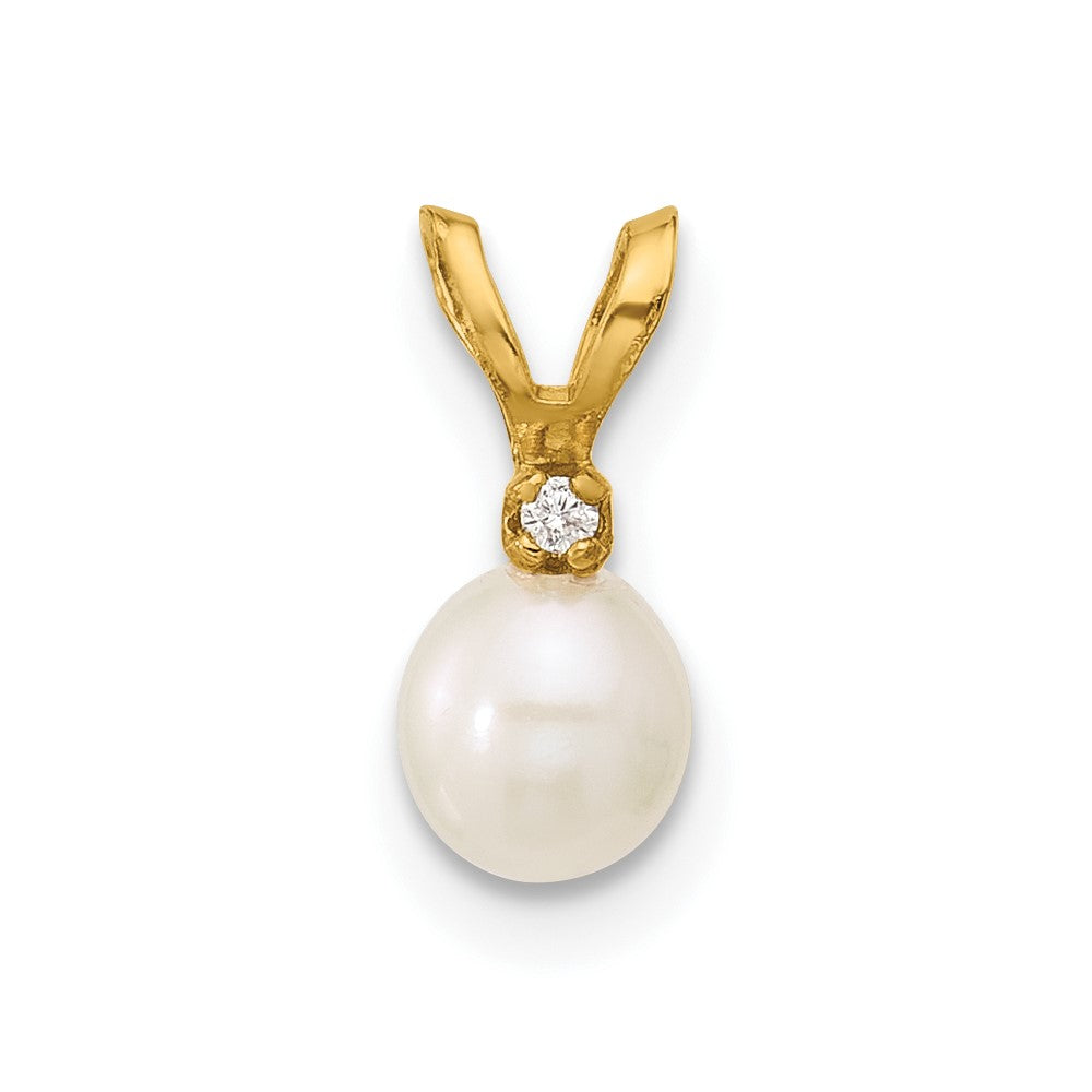 14K Madi K 4-5mm White Near Round Freshwater Cultured Pearl CZ Pendant