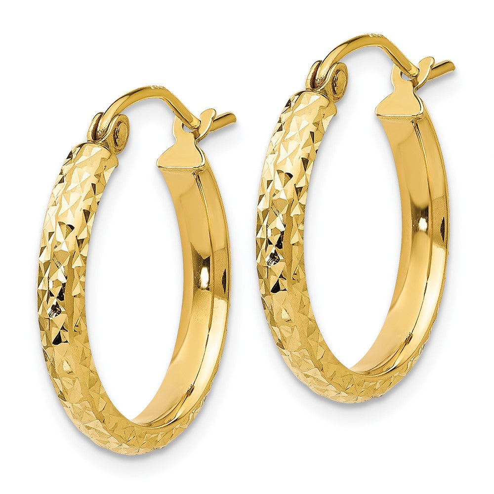 14K Diamond-cut 2.5x18mm Hollow Hoop Earrings