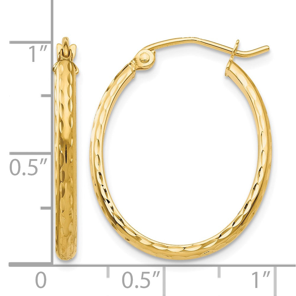 14k Lightweight Diamond-cut Oval Hoop Earrings
