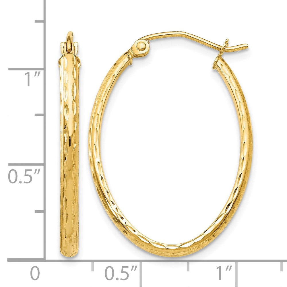 14k Lightweight Diamond-cut Oval Hoop Earrings