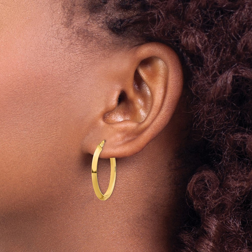 14k Polished 3.5mm Knife Edge Oval Hoop Earrings