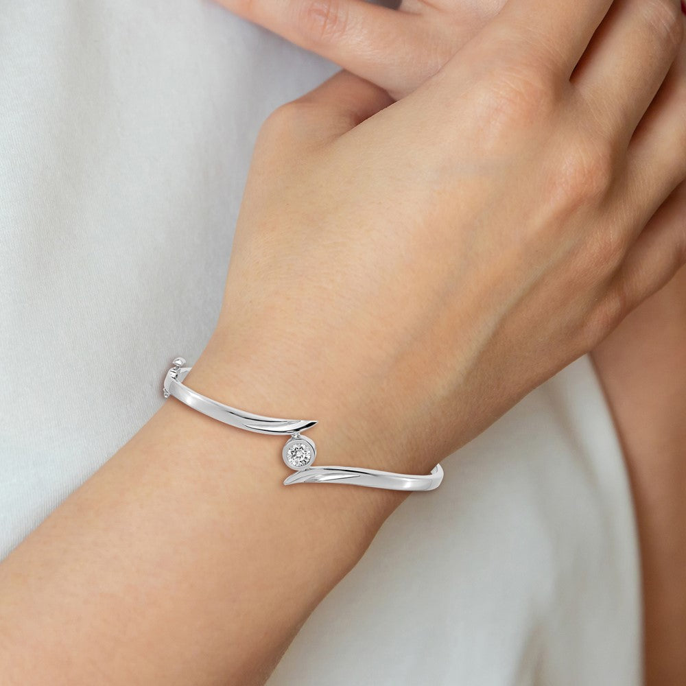 14k White Gold VS Diamond Hinged Bangle