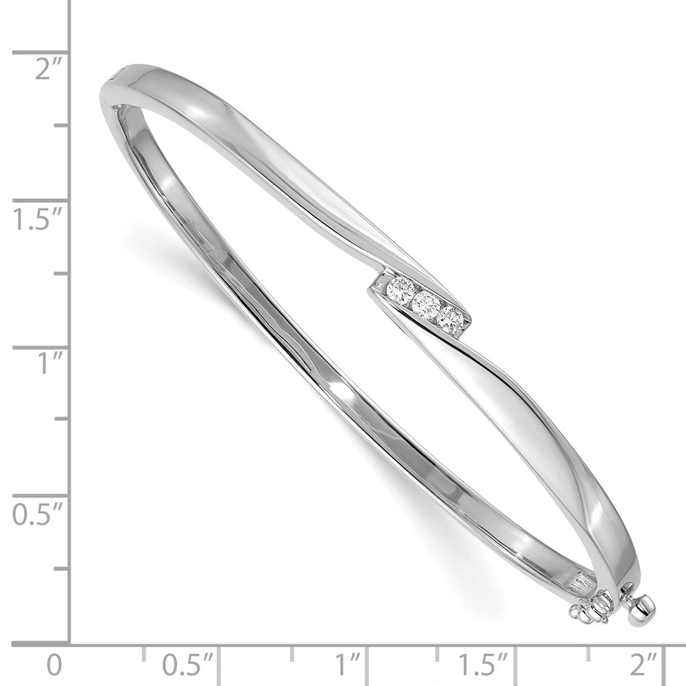 14k White Gold VS Diamond Hinged Bangle