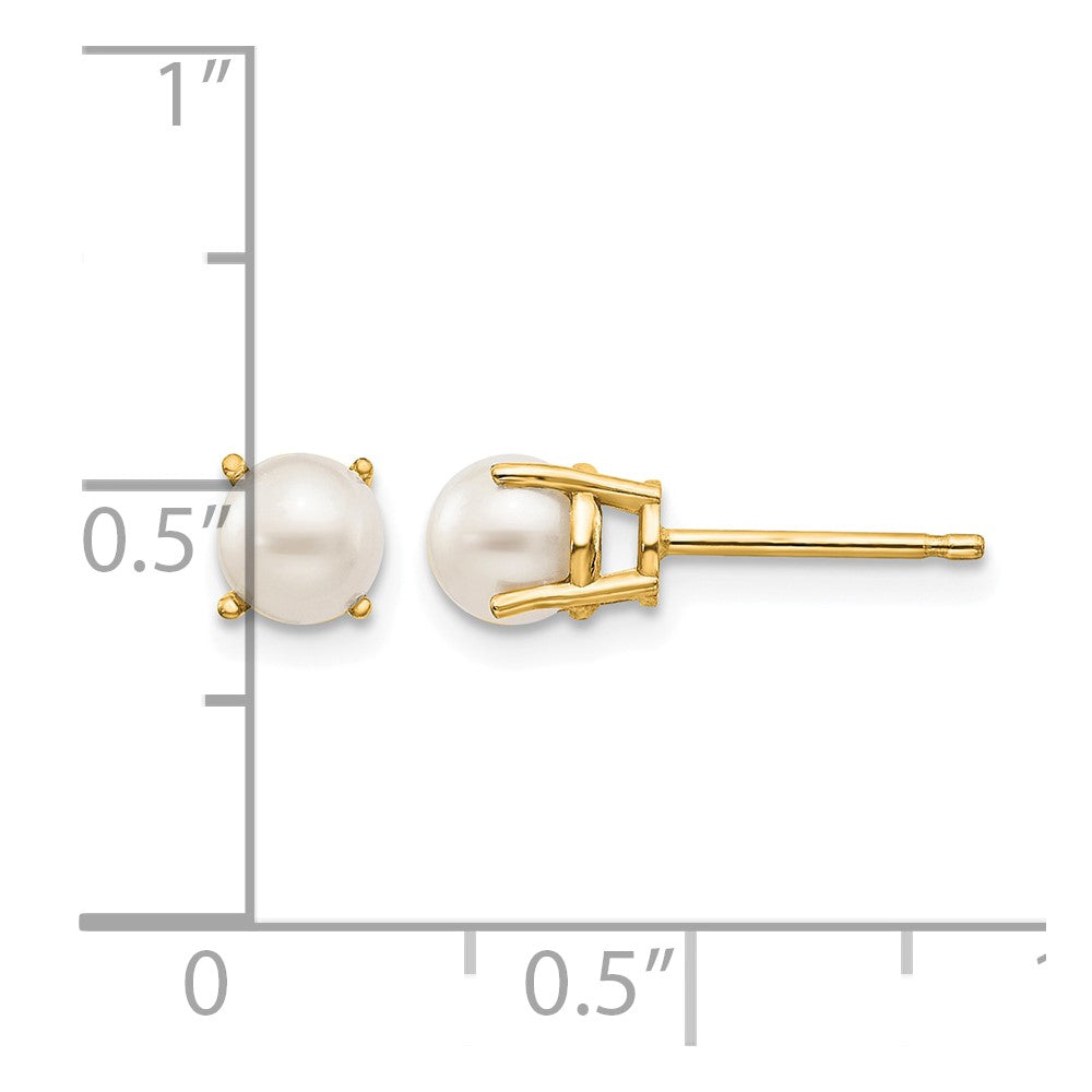 14k 4.5mm Round June/FW Cultured Pearl Post Earrings