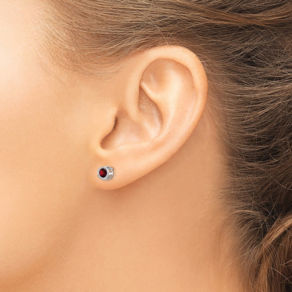 14k White Gold 4mm Bezel January/Garnet Post Earrings