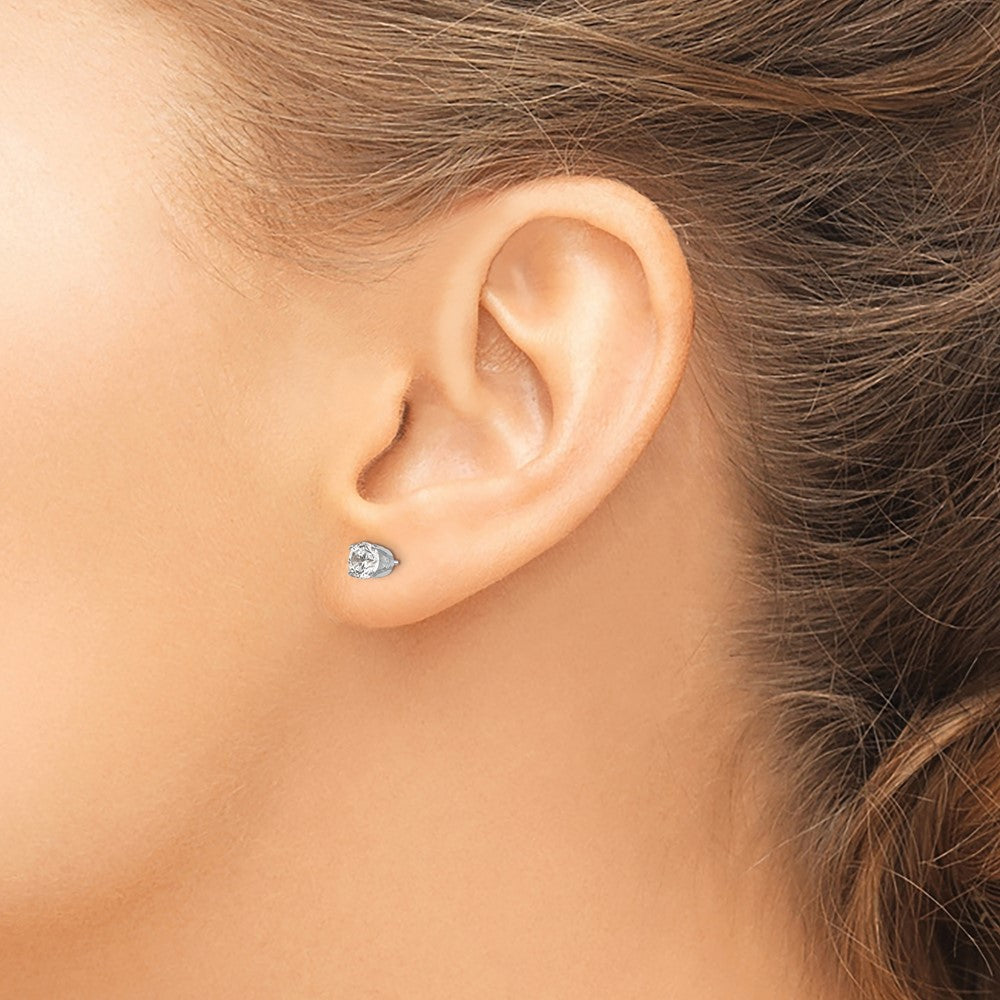 14k White Gold 4.5mm CZ stud earrings