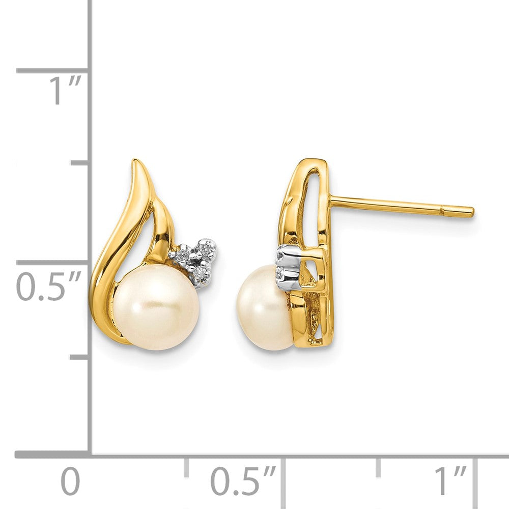 14k and Rhodium 5-6mm Button FWC Pearl .02ct Diamond Post Earrings