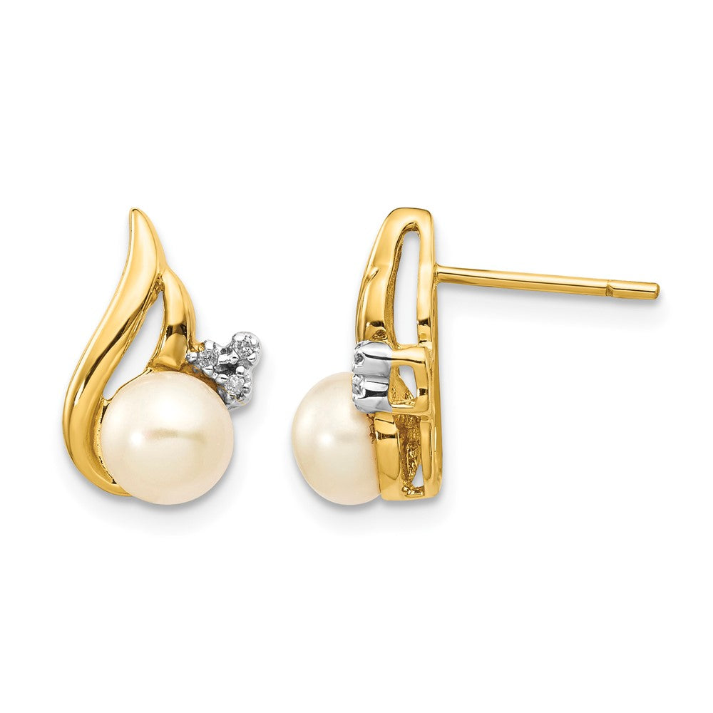 14k and Rhodium 5-6mm Button FWC Pearl .02ct Diamond Post Earrings