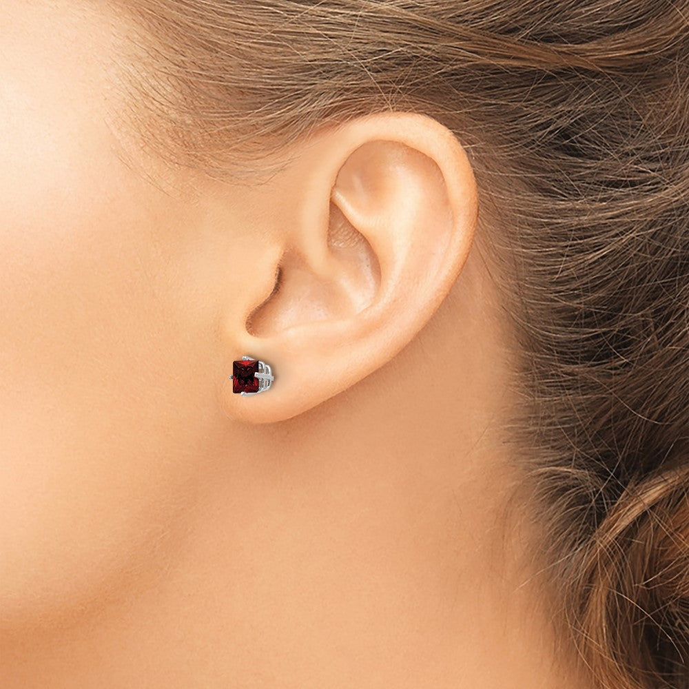 14k White Gold 5mm Princess Cut Garnet Earrings