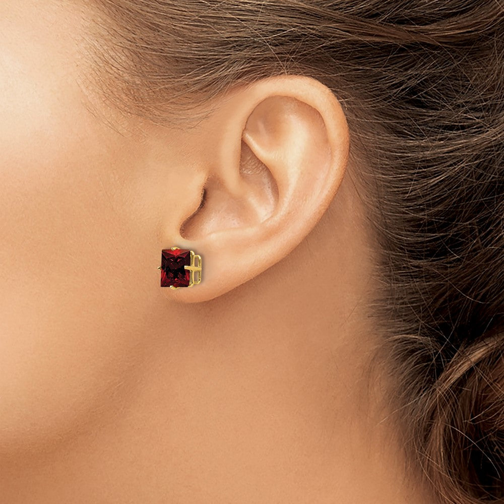 14k 8mm Princess Cut Garnet Earrings