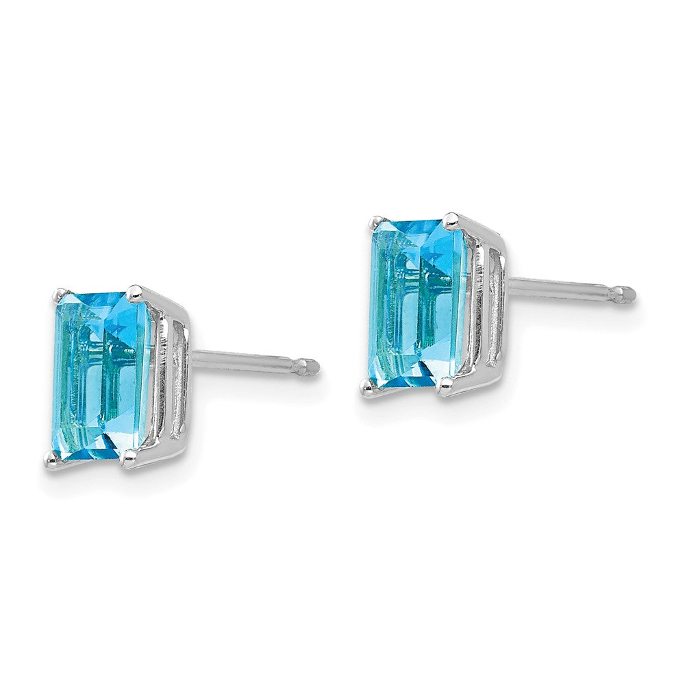 14k White Gold 7x5mm Emerald Earring Mounting