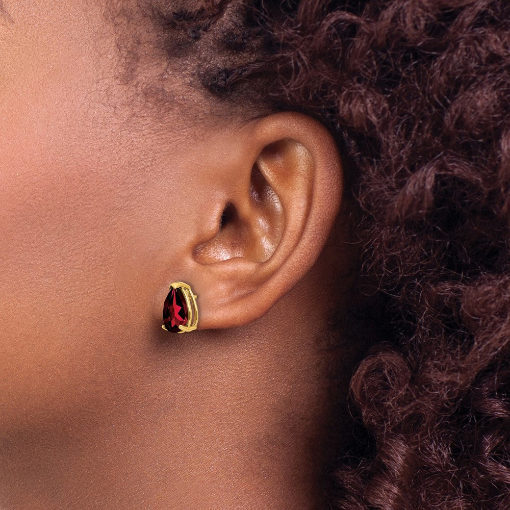 14k Garnet Pear Stud Earrings