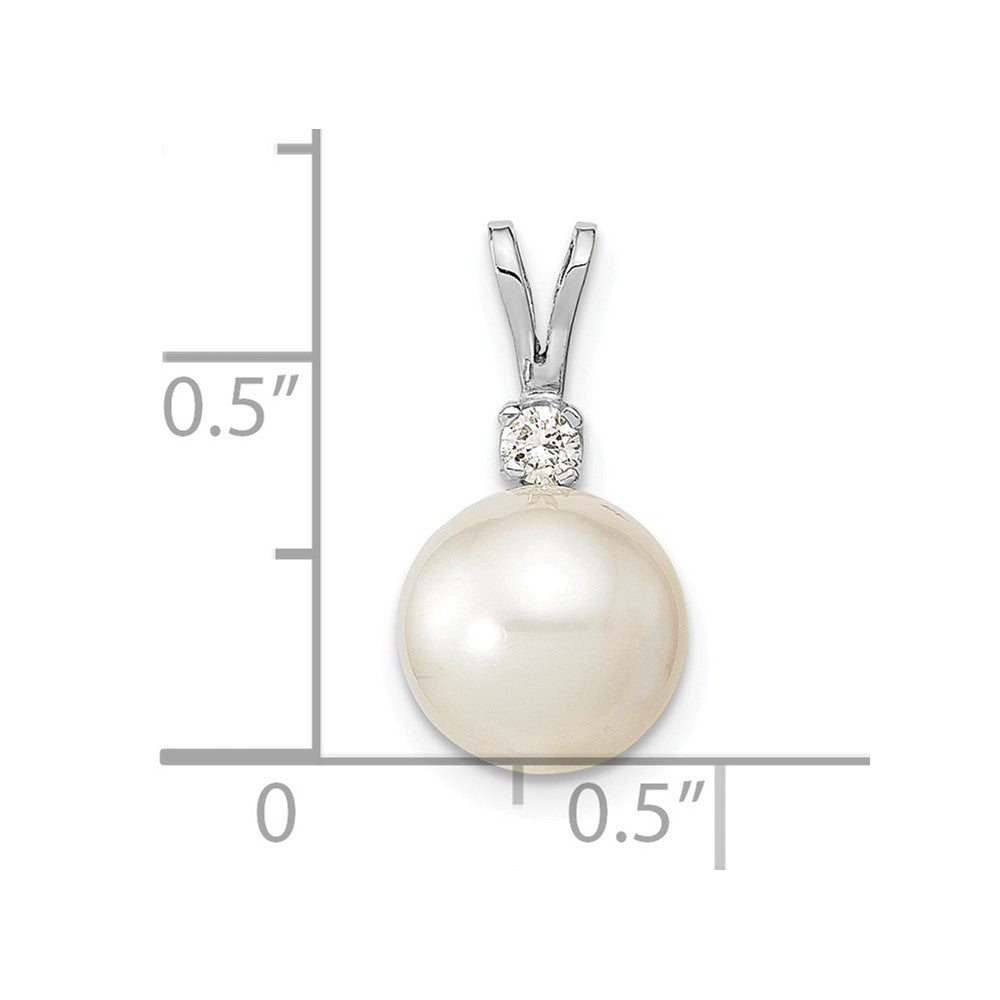 14KW 9-10mm Round White Saltwater South Sea Pearl .05ct. Dia. Pendant