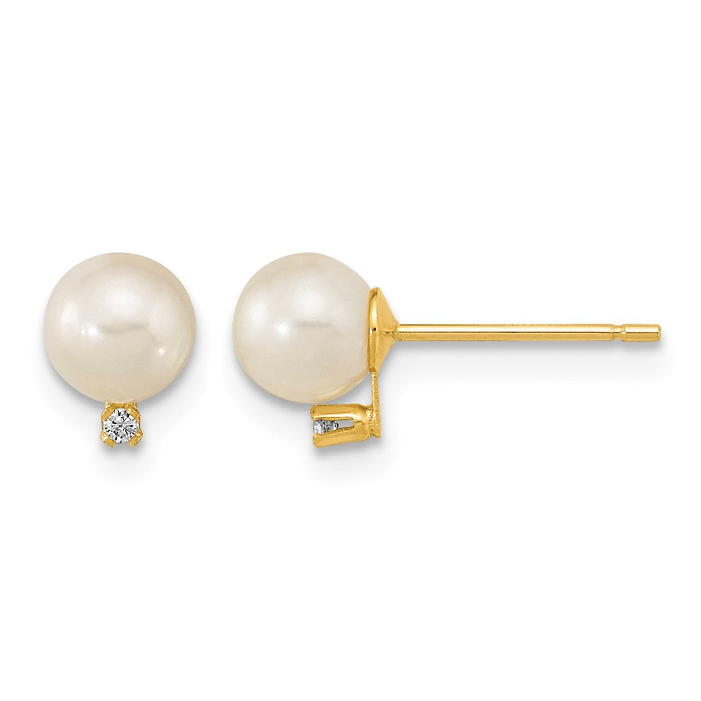 14k 5-5.5mm White Round Freshwater Cultured Pearl CZ Post Earrings