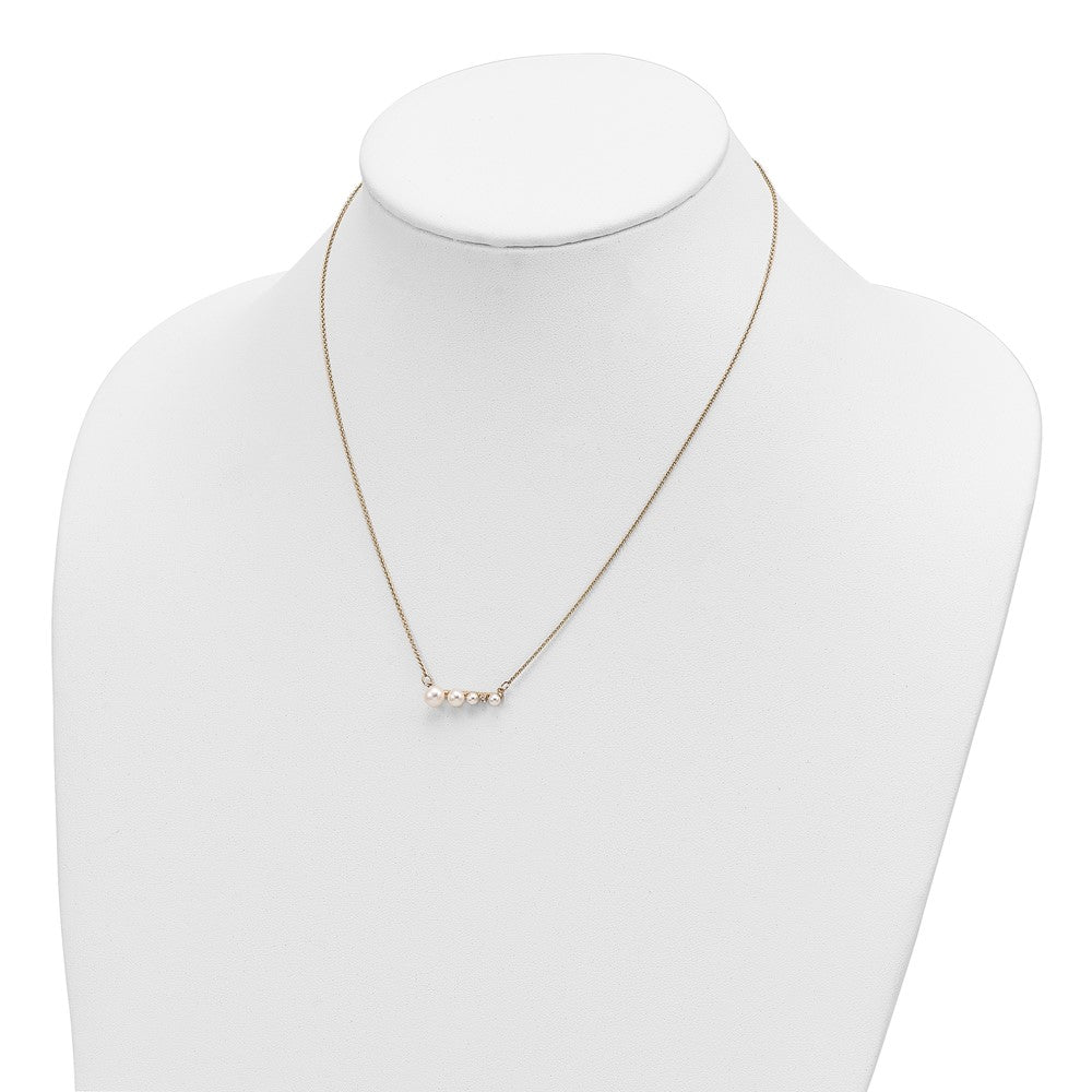 14k White Round FW Cultured Graduated Pearl Diamond Necklace