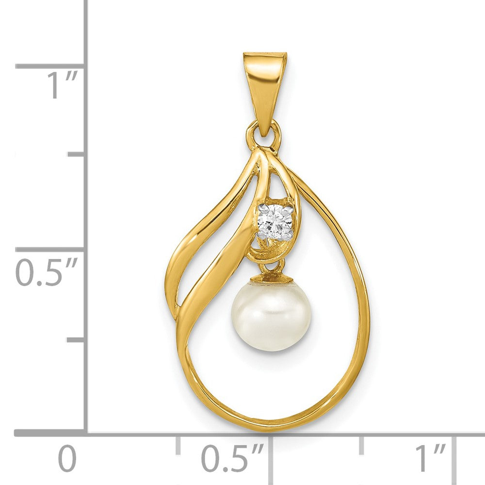 14K 5-6mm Round White FWC Pearl .05ct. Diamond Pendant