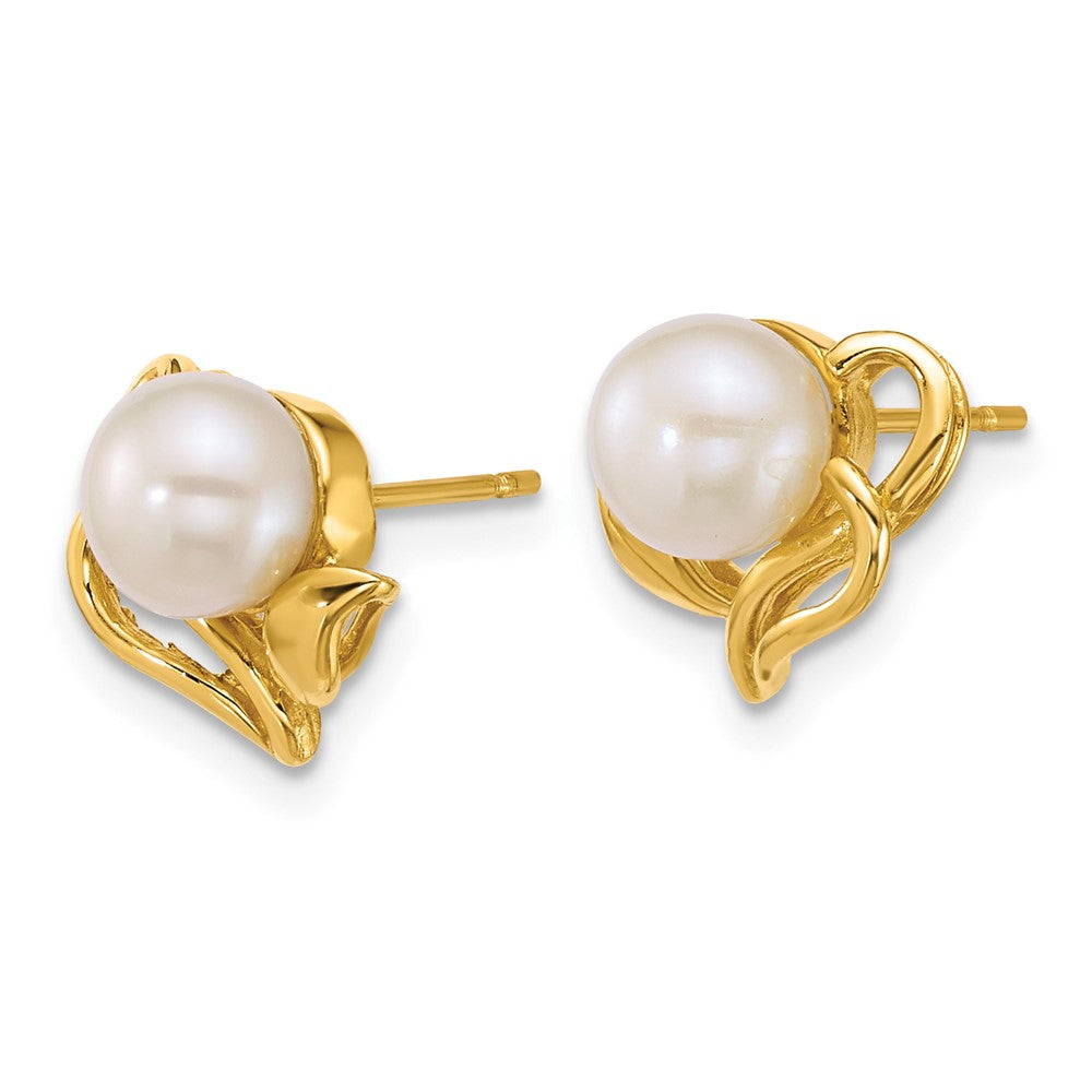 14k Polished 6-7mm Button FW Cultured Pearl Flower Post Earrings
