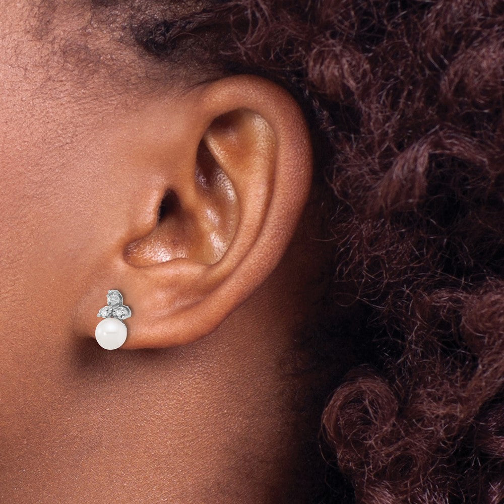 14K White Gold 5-6mm Round White FWC Pearl .06ct Dia Post Earrings