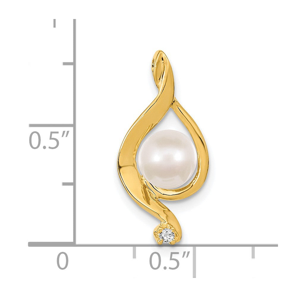 14k 5-6mm White Round Freshwater Cultured Pearl AAA Diamond Pendant