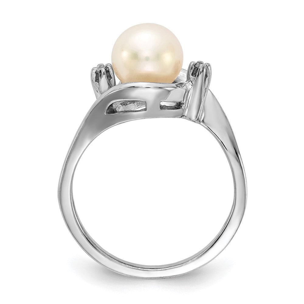 14k White Gold 7mm FW Cultured Pearl VS Diamond ring