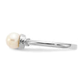 14k White Gold 5mm FW Cultured Pearl AAA Diamond ring