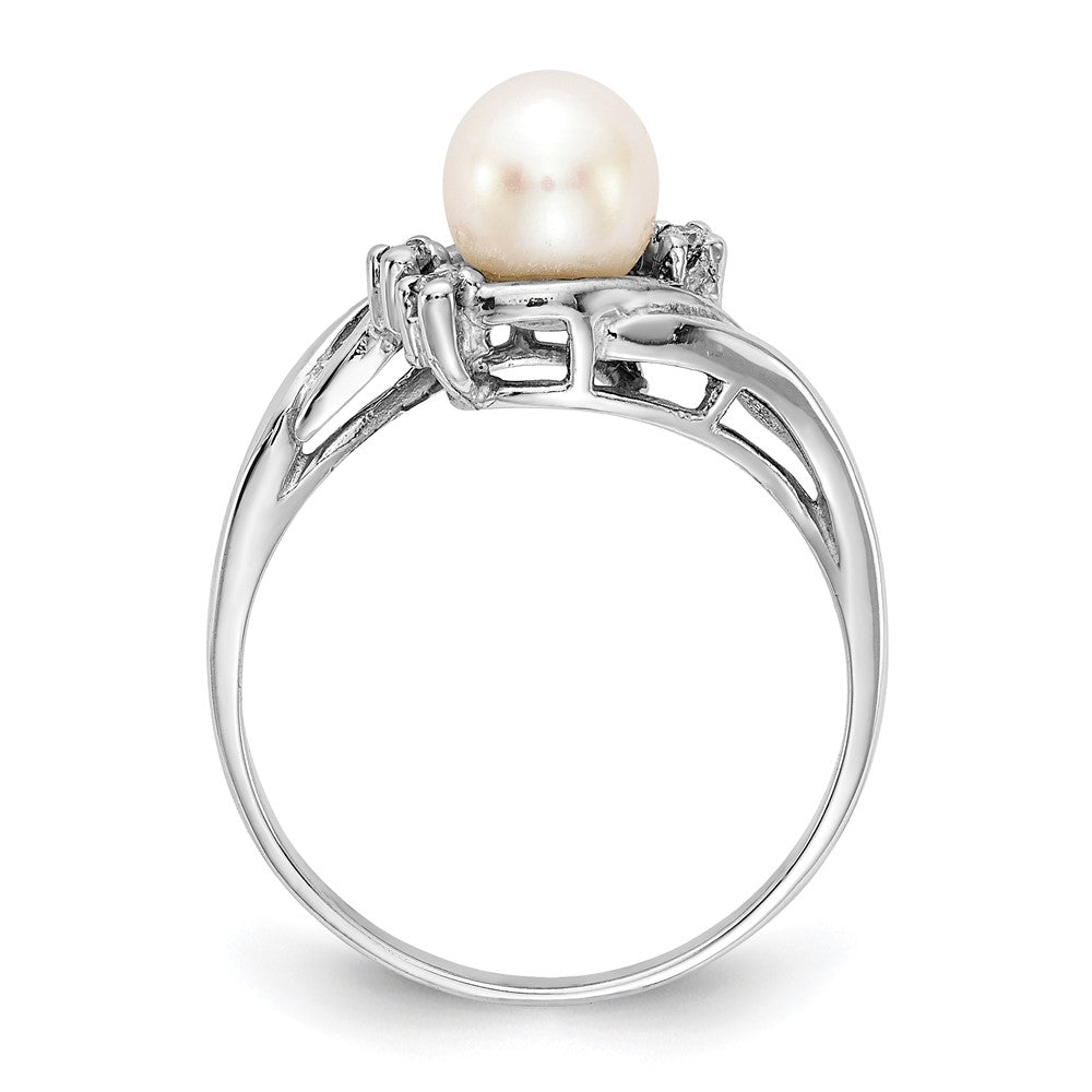 14k White Gold 6mm FW Cultured Pearl AAA Diamond ring
