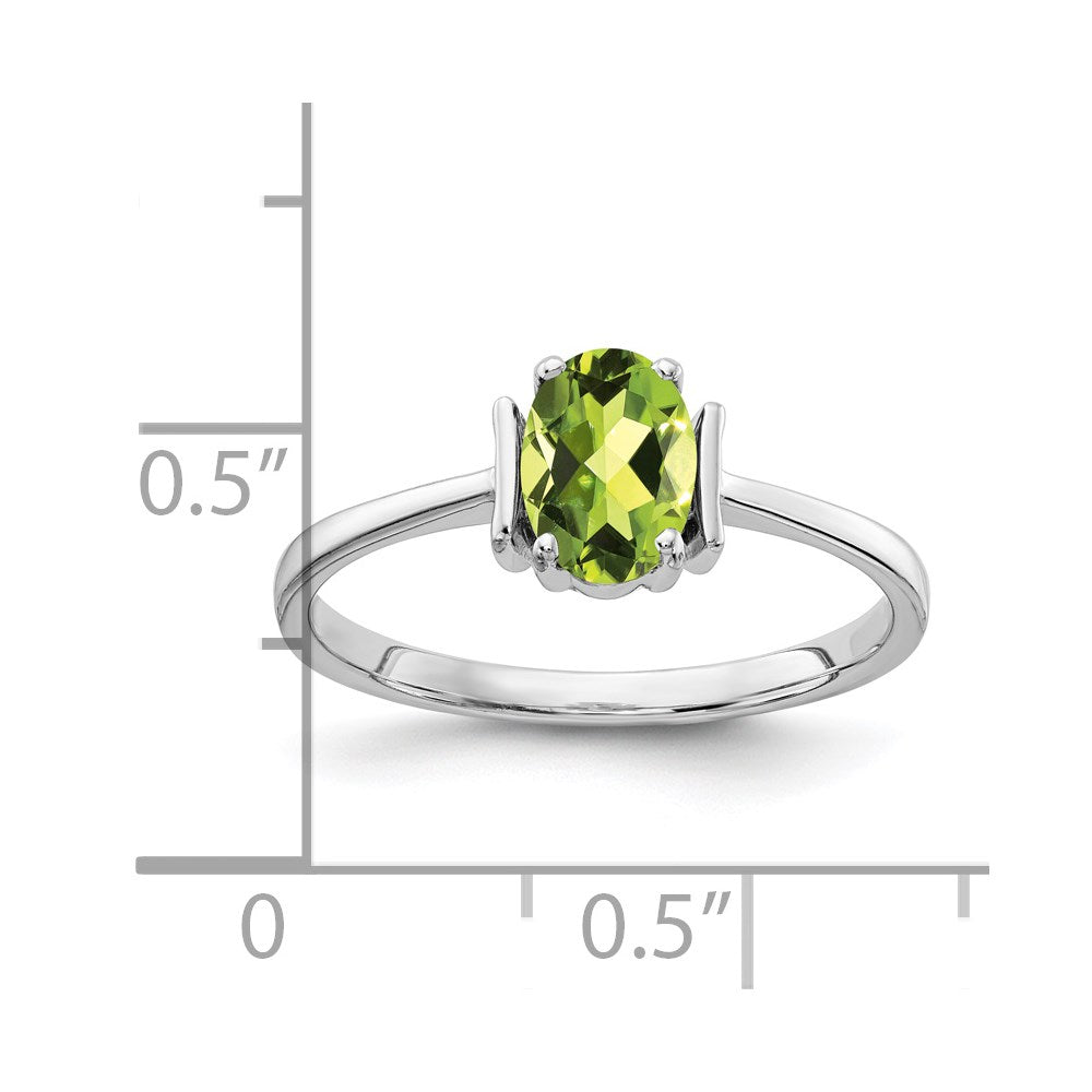 14k White Gold 7x5mm Oval Peridot ring