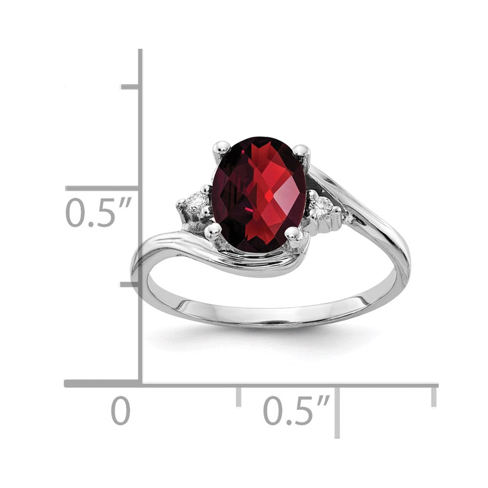 14k White Gold 8x6mm Oval Garnet AAA Diamond ring