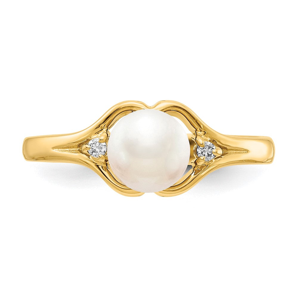 14k 6mm FW Cultured Pearl AA Diamond ring